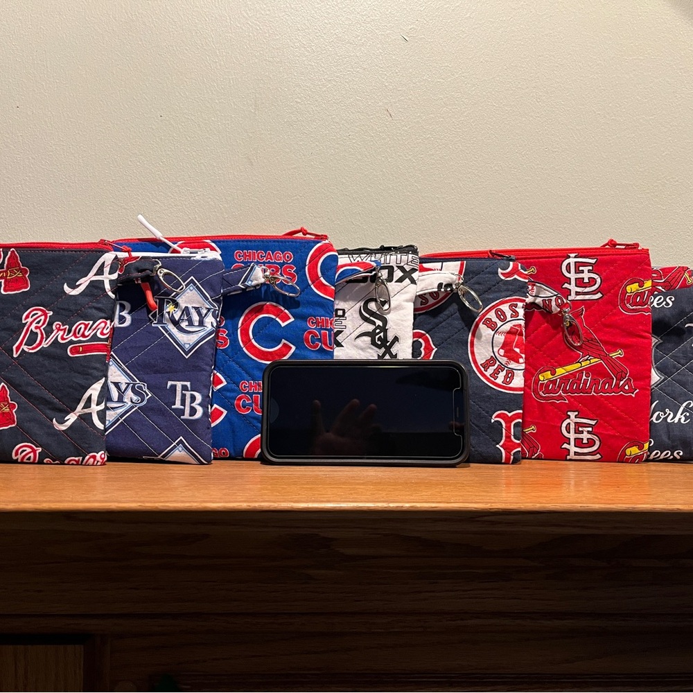 NFL/MLB thick quilted lined zip pouch/purse/organizer handcrafted by me/ 7x6